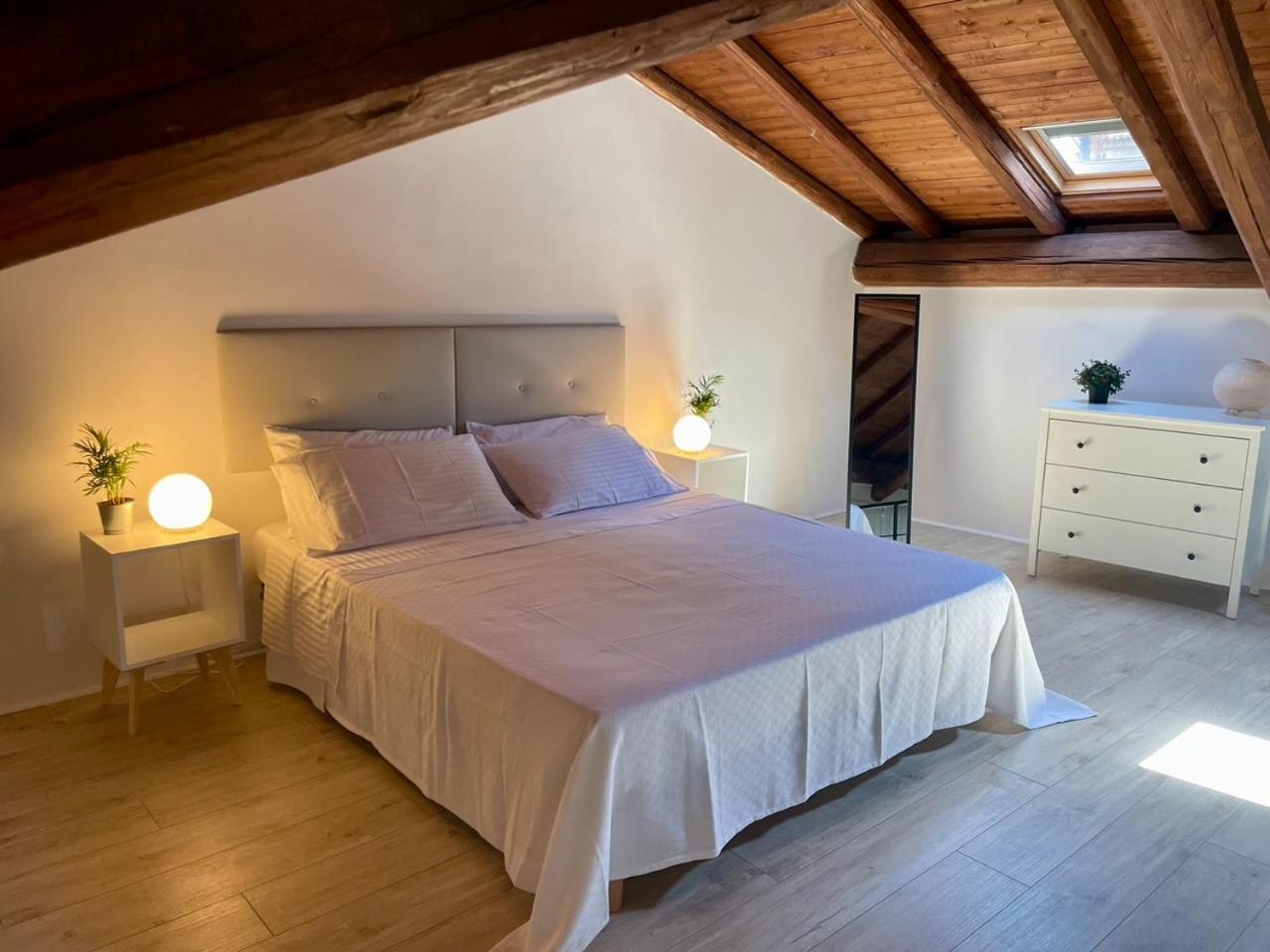 Sotto Il Fortino, Casa Vacanze カターニア エクステリア 写真